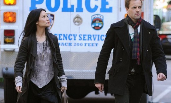 Jonny_Lee_Miller_defends_US_Sherlock_Holmes_update_Elementary-550x3311